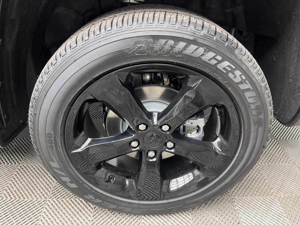 new 2025 Jeep Grand Cherokee car, priced at $44,561