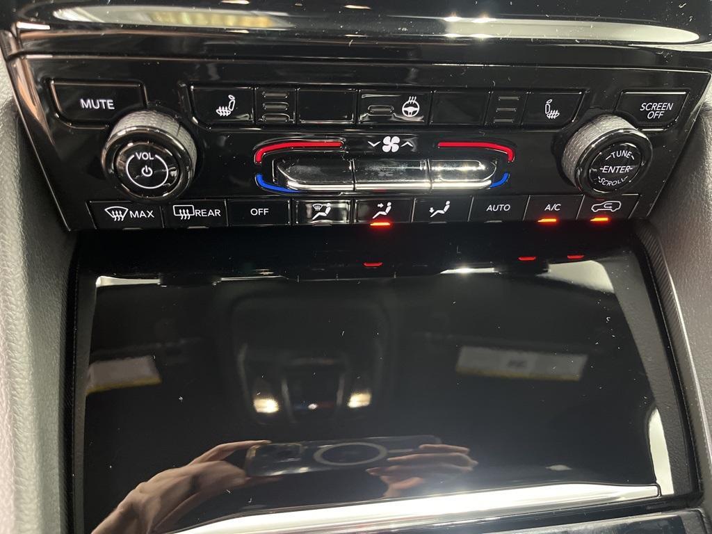 new 2025 Jeep Grand Cherokee car, priced at $42,661