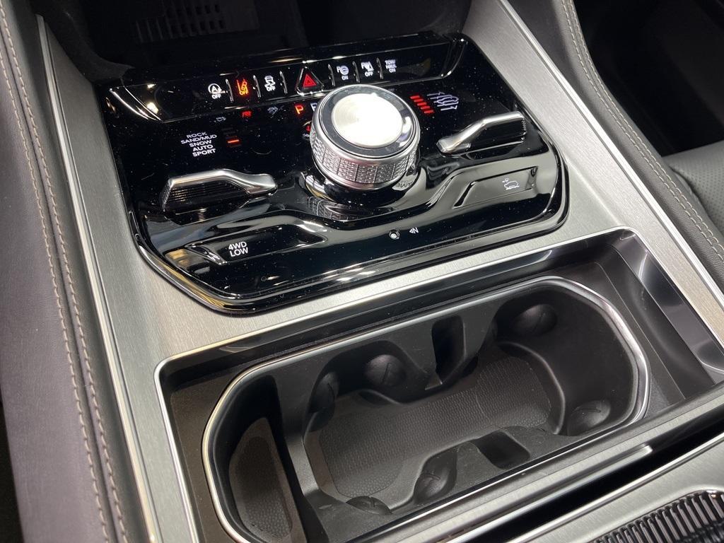 new 2026 Jeep Grand Wagoneer car, priced at $79,233