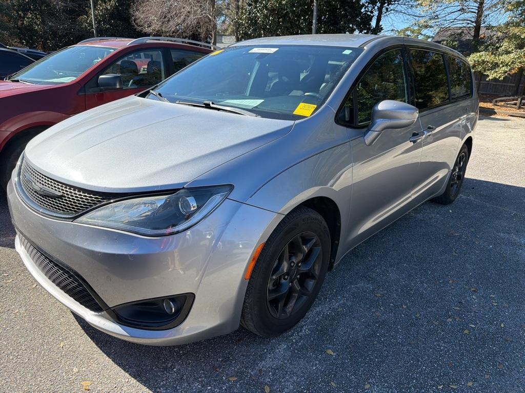used 2019 Chrysler Pacifica car, priced at $10,000