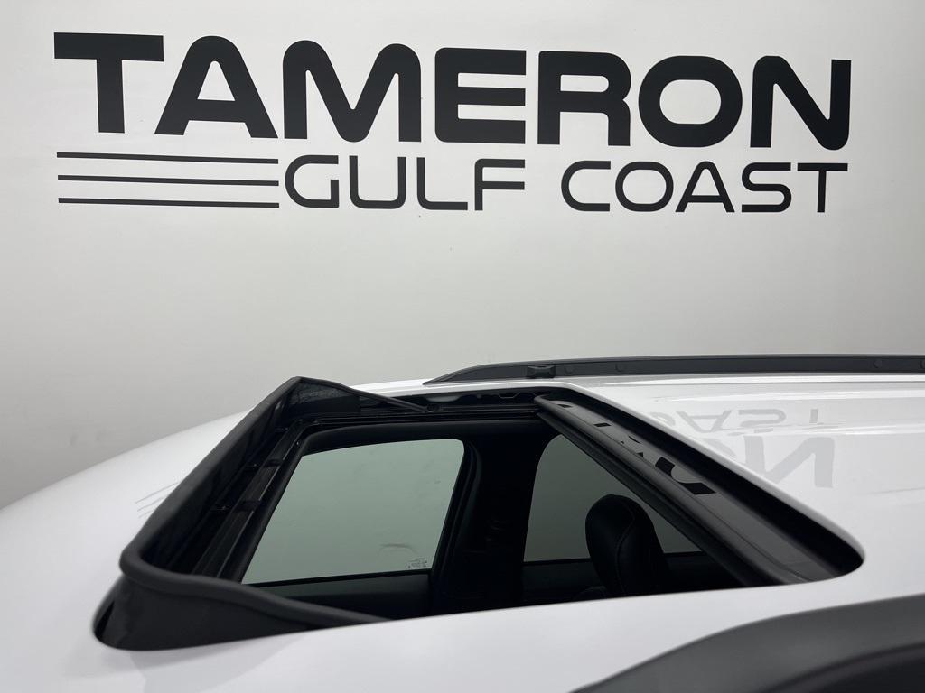 new 2025 Jeep Grand Cherokee car, priced at $44,043