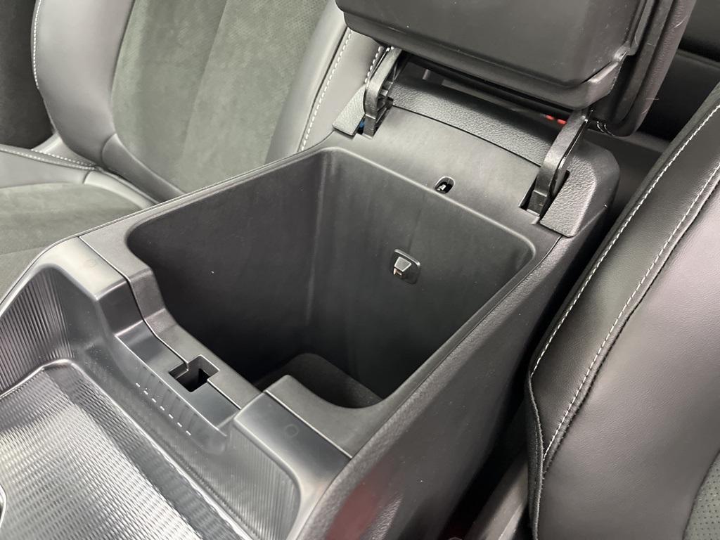 new 2025 Jeep Grand Cherokee car, priced at $44,043