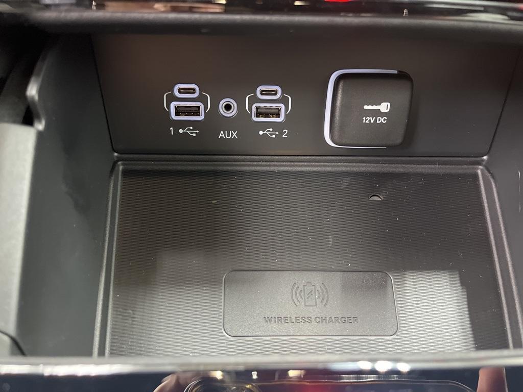 new 2025 Jeep Grand Cherokee car, priced at $44,043