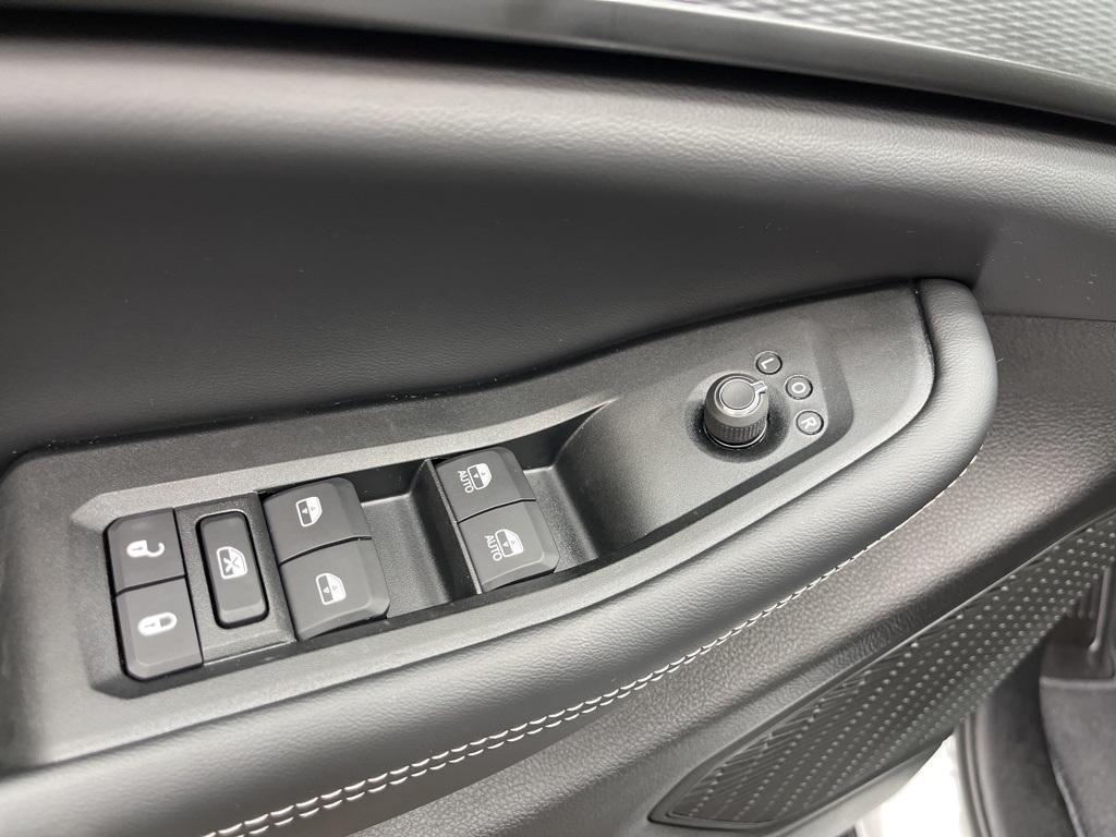 new 2025 Jeep Grand Cherokee L car, priced at $44,543