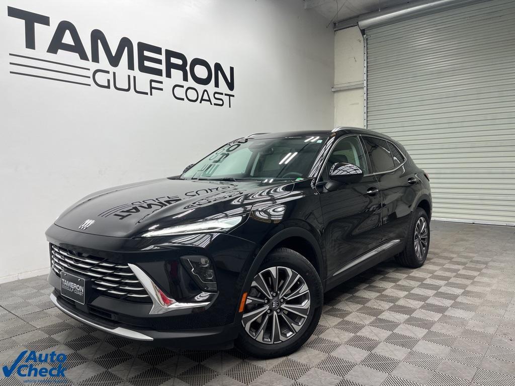 used 2025 Buick Envision car, priced at $28,000