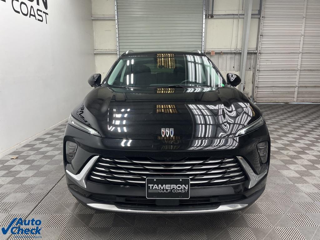 used 2025 Buick Envision car, priced at $28,000