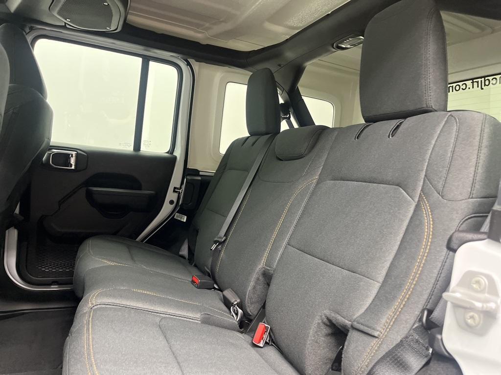 new 2025 Jeep Wrangler car, priced at $45,675