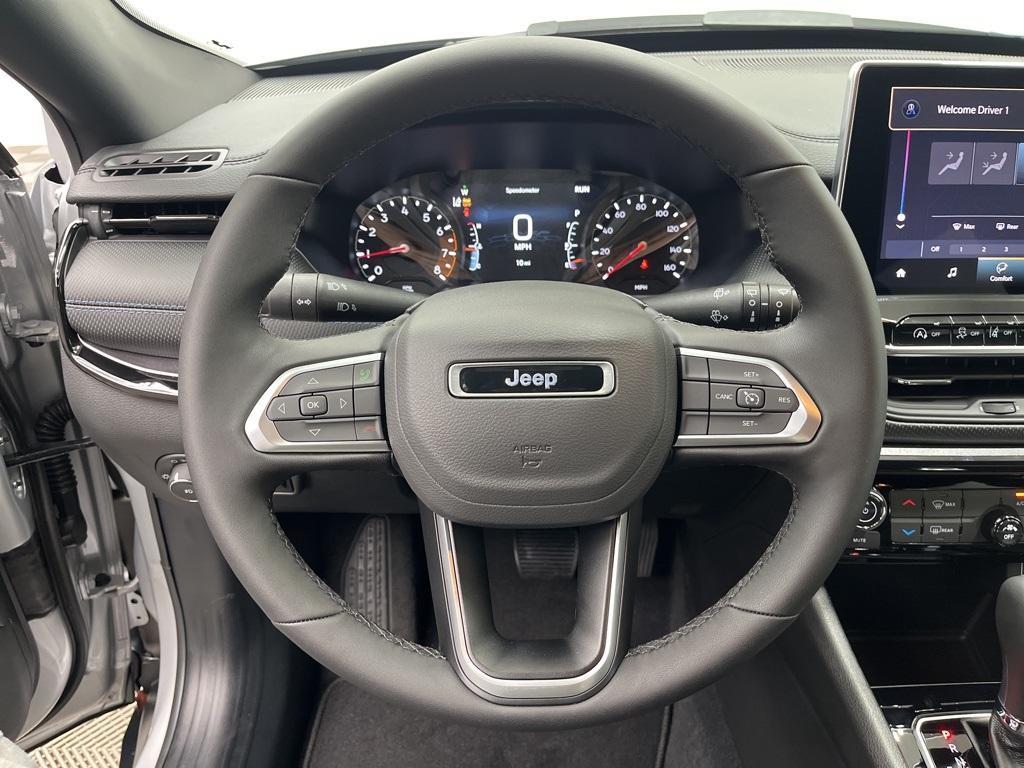new 2026 Jeep Compass car, priced at $32,289