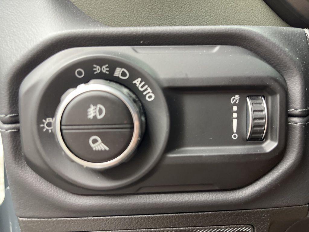 new 2026 Jeep Gladiator car, priced at $60,110
