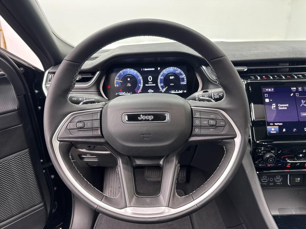 new 2025 Jeep Grand Cherokee L car, priced at $45,061