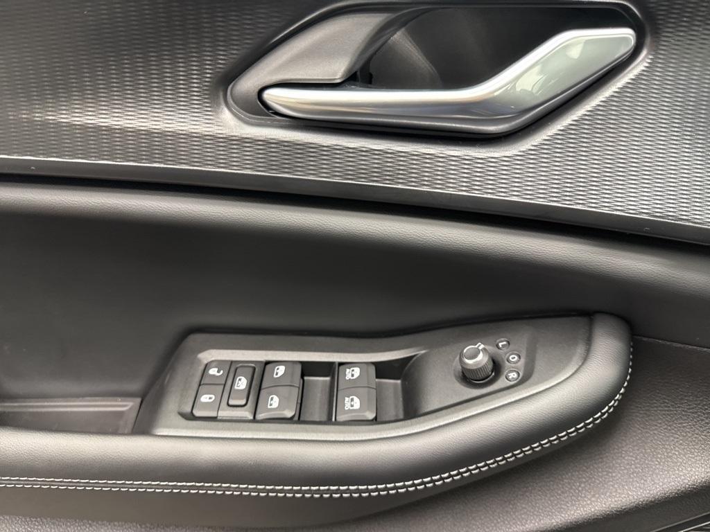 new 2025 Jeep Grand Cherokee L car, priced at $45,061