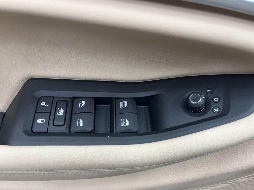 new 2025 Jeep Grand Cherokee car, priced at $52,727