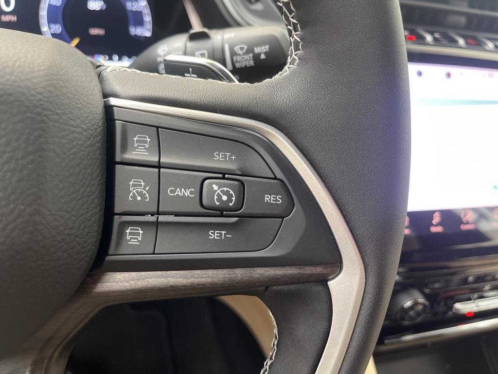 new 2025 Jeep Grand Cherokee car, priced at $52,727