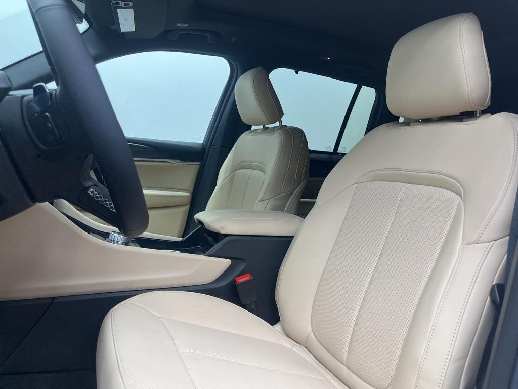 new 2025 Jeep Grand Cherokee car, priced at $52,727