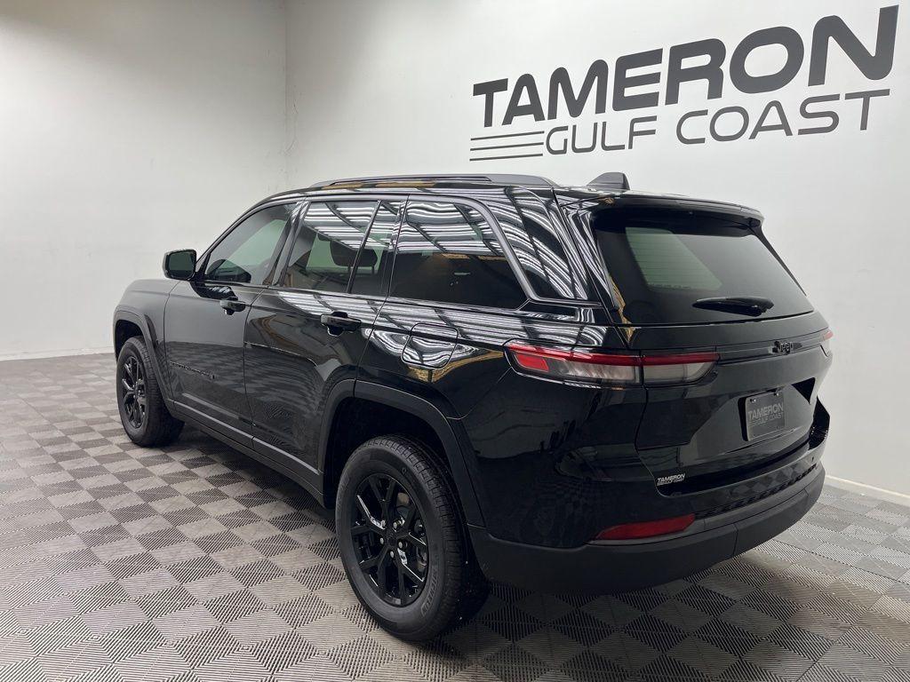 new 2026 Jeep Grand Cherokee car, priced at $48,168
