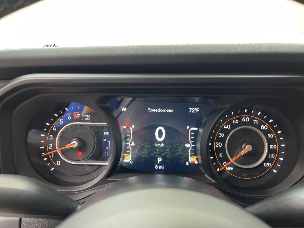 new 2026 Jeep Gladiator car, priced at $45,940