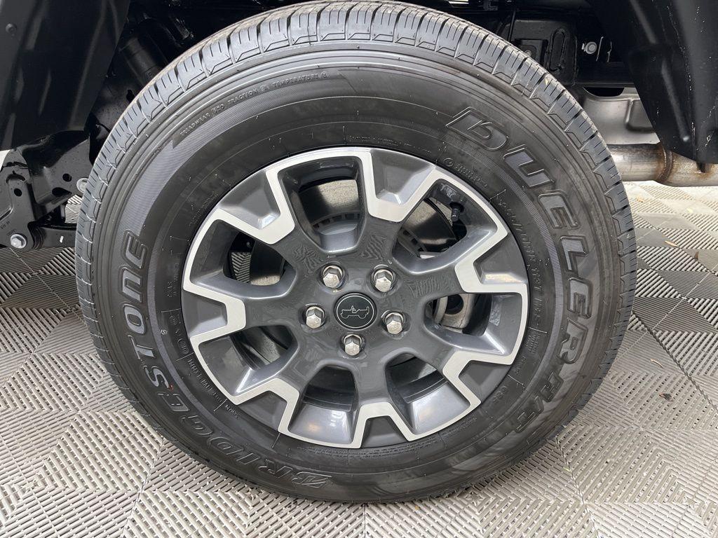 new 2026 Jeep Gladiator car, priced at $45,940