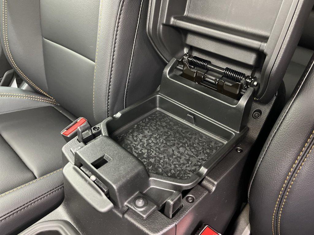 new 2026 Jeep Gladiator car, priced at $45,940