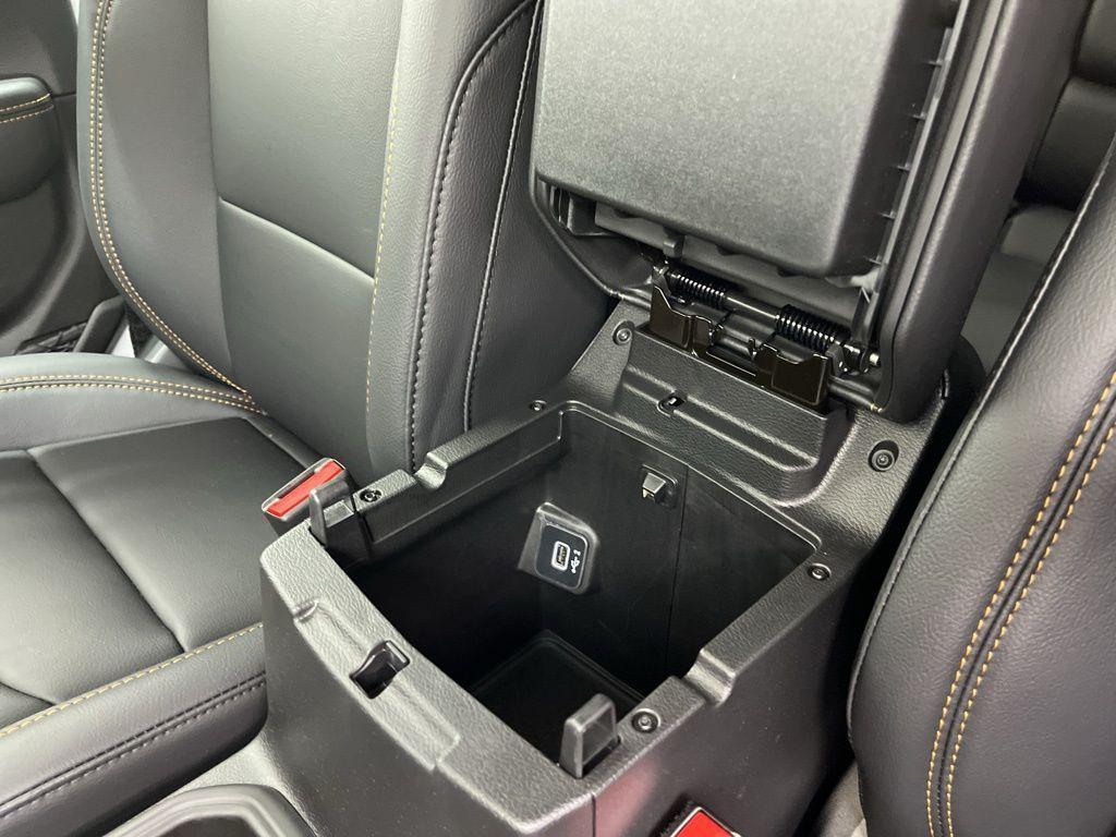 new 2026 Jeep Gladiator car, priced at $45,940