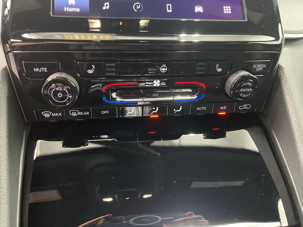 new 2025 Jeep Grand Cherokee car, priced at $42,661