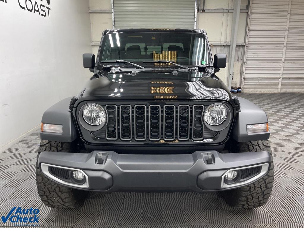 used 2025 Jeep Gladiator car, priced at $37,500