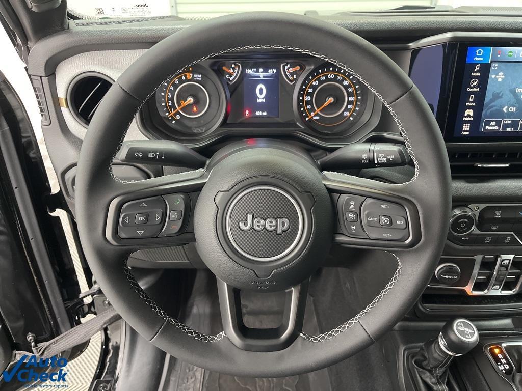 used 2025 Jeep Gladiator car, priced at $37,500