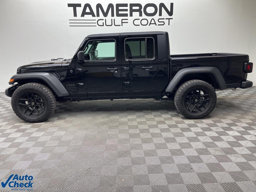 used 2025 Jeep Gladiator car, priced at $37,500