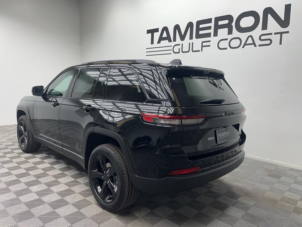new 2025 Jeep Grand Cherokee car, priced at $50,660