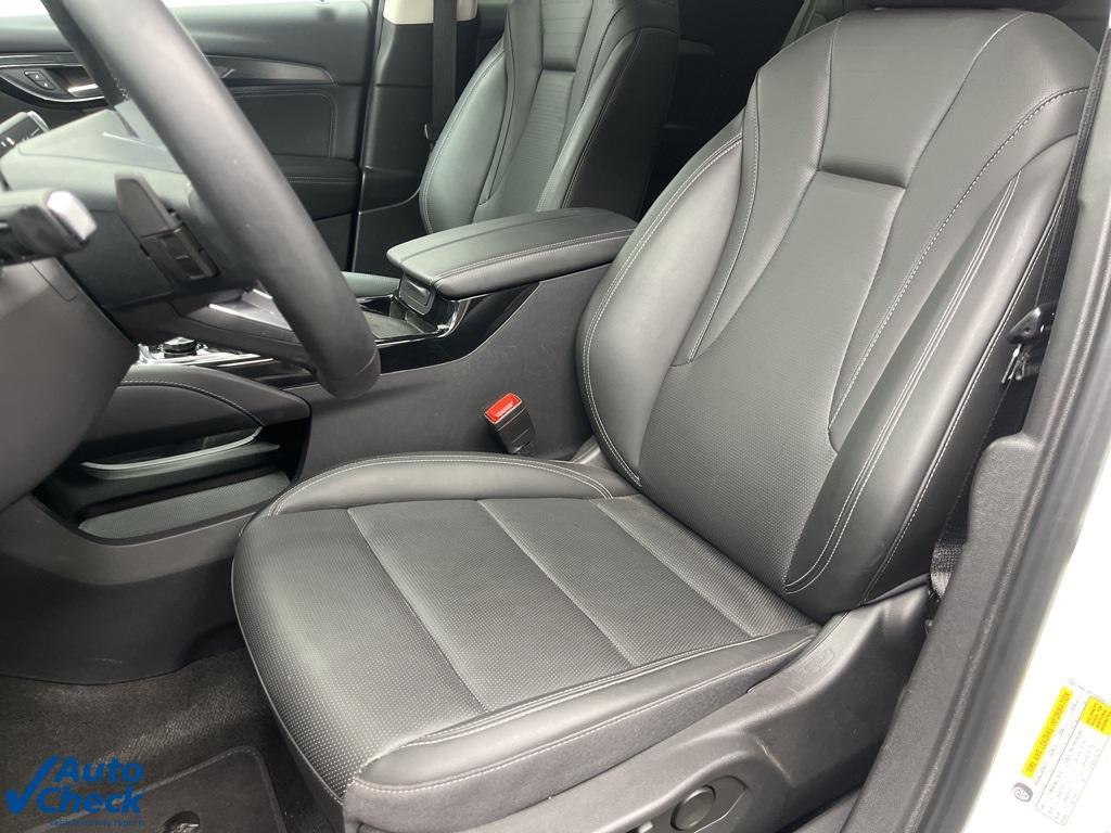 used 2025 Buick Envision car, priced at $28,500