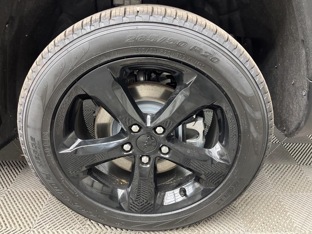 new 2025 Jeep Grand Cherokee L car, priced at $54,332