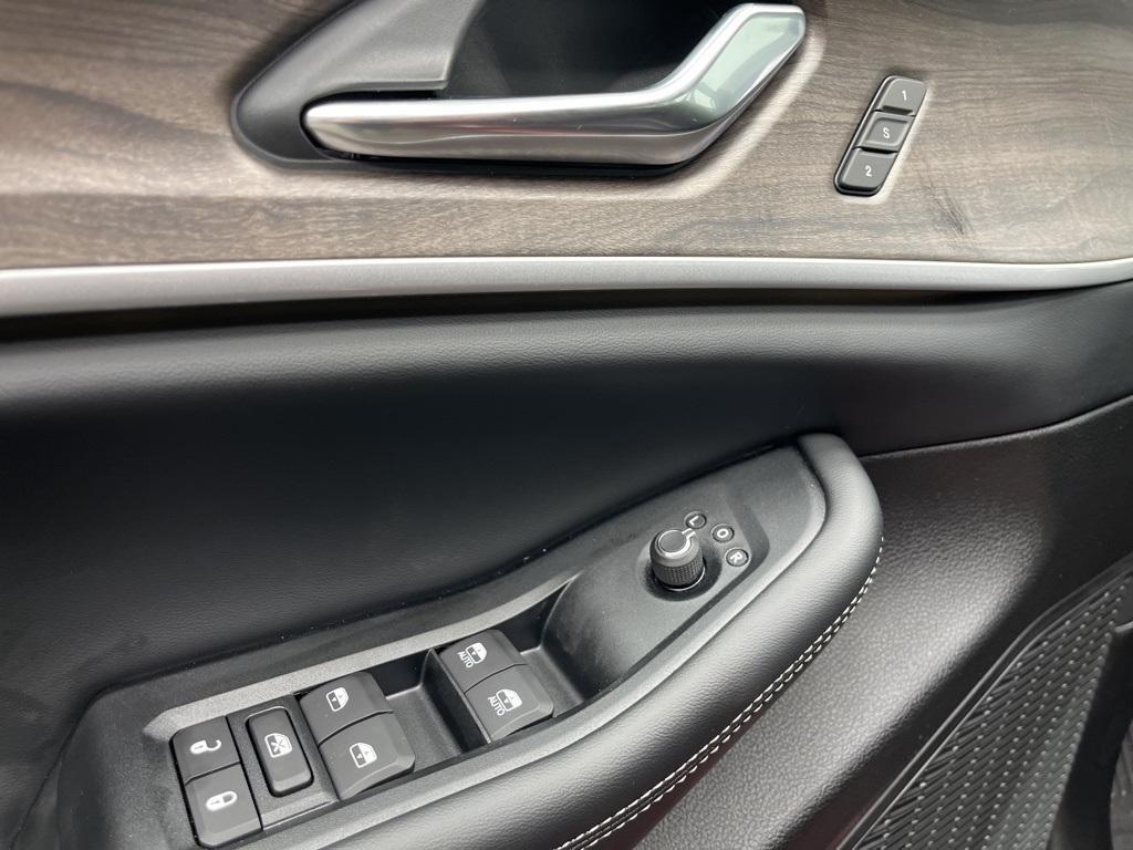 new 2025 Jeep Grand Cherokee L car, priced at $54,332