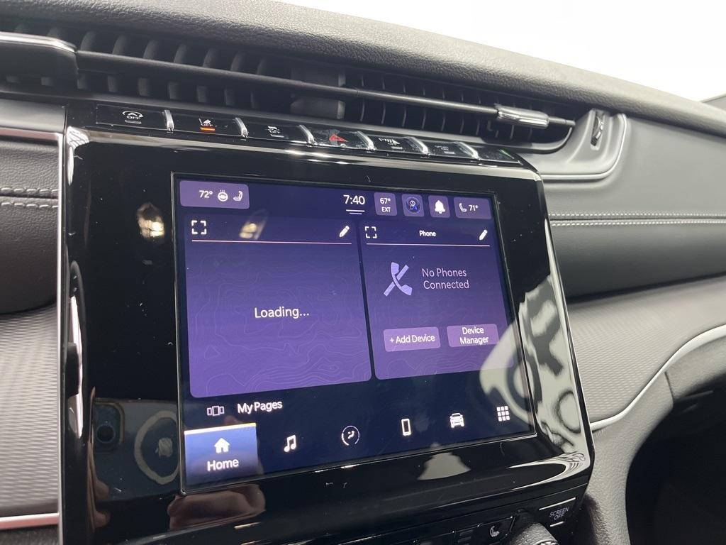 new 2025 Jeep Grand Cherokee car, priced at $42,470