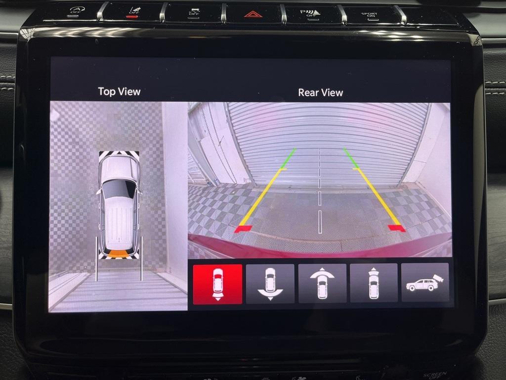 new 2025 Jeep Grand Cherokee car, priced at $50,660