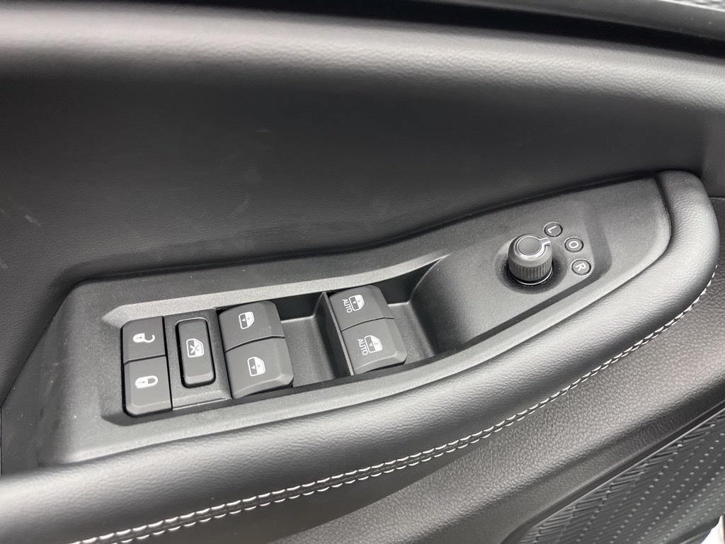 new 2025 Jeep Grand Cherokee car, priced at $42,661