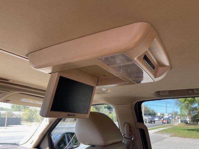 used 2013 Chevrolet Suburban car, priced at $10,995