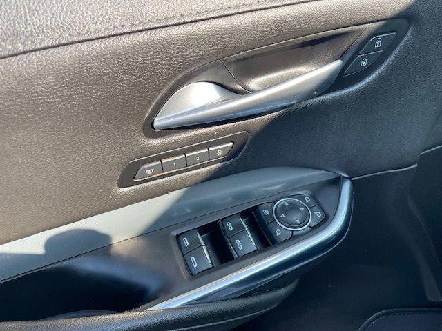 used 2020 Cadillac XT4 car, priced at $17,995