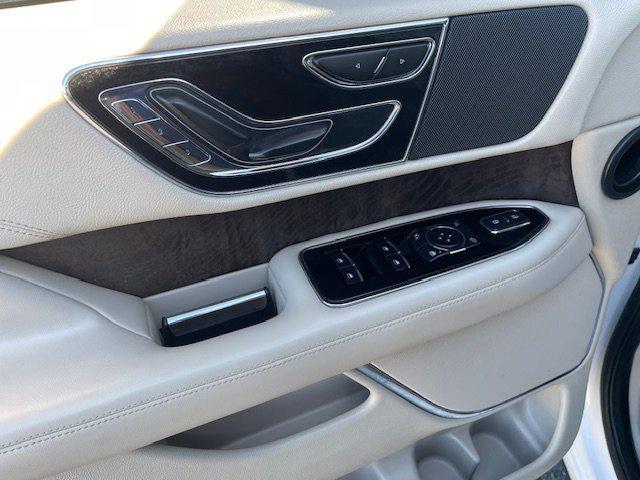 used 2019 Lincoln Navigator L car, priced at $22,995