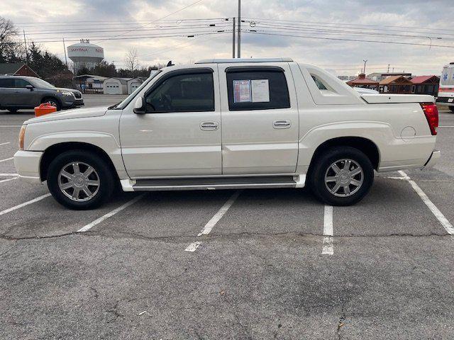 used 2006 Cadillac Escalade EXT car, priced at $9,995