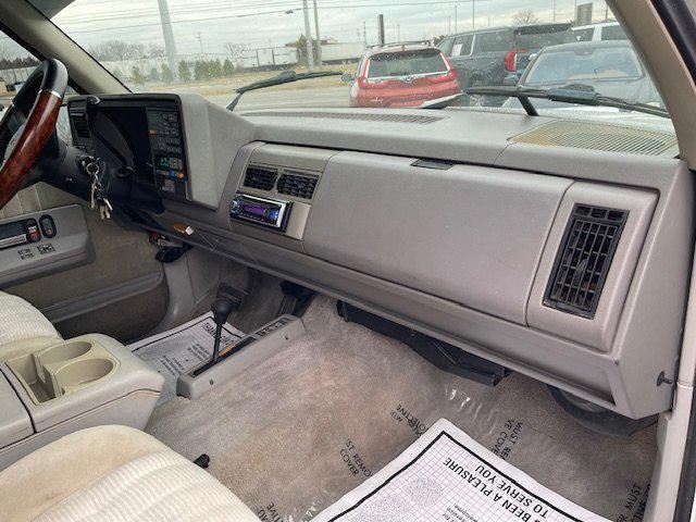 used 1994 GMC Yukon car, priced at $19,995