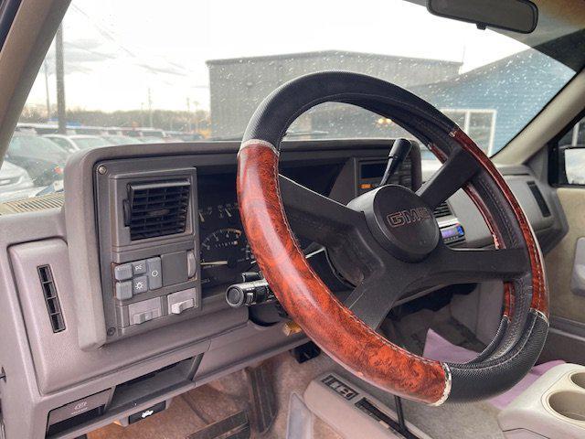 used 1994 GMC Yukon car, priced at $19,995