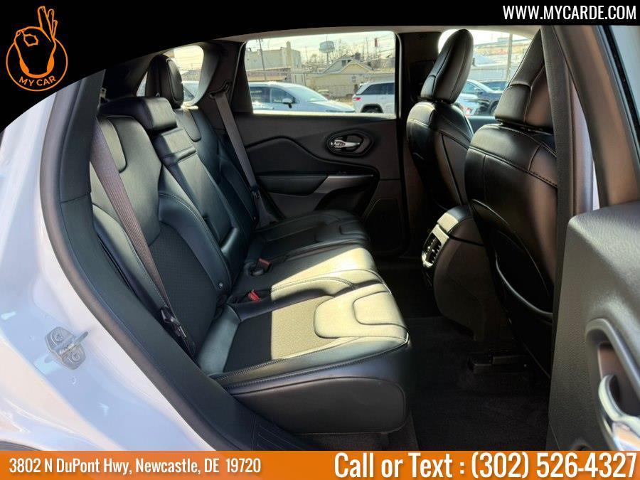 used 2019 Jeep Cherokee car, priced at $15,670