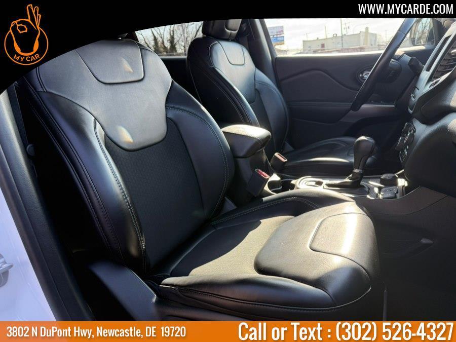 used 2019 Jeep Cherokee car, priced at $15,670