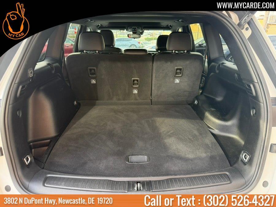 used 2023 Jeep Grand Cherokee car, priced at $26,209