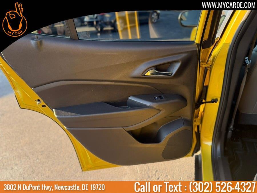 used 2025 Chevrolet Trax car, priced at $22,181