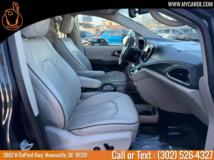 used 2020 Chrysler Pacifica car, priced at $16,746