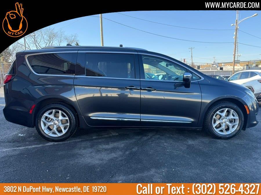 used 2020 Chrysler Pacifica car, priced at $16,746