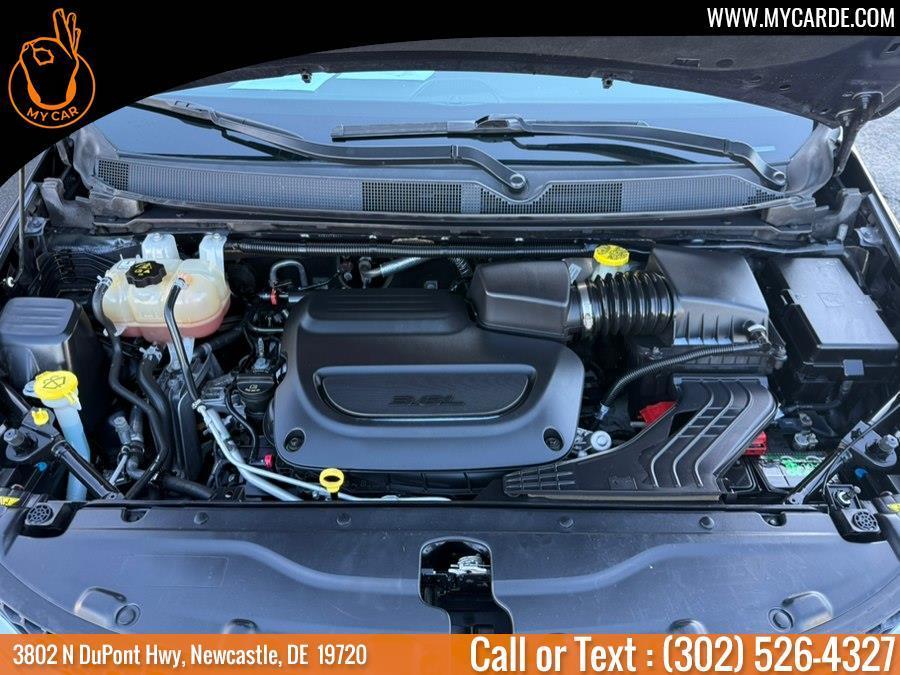 used 2020 Chrysler Pacifica car, priced at $16,746