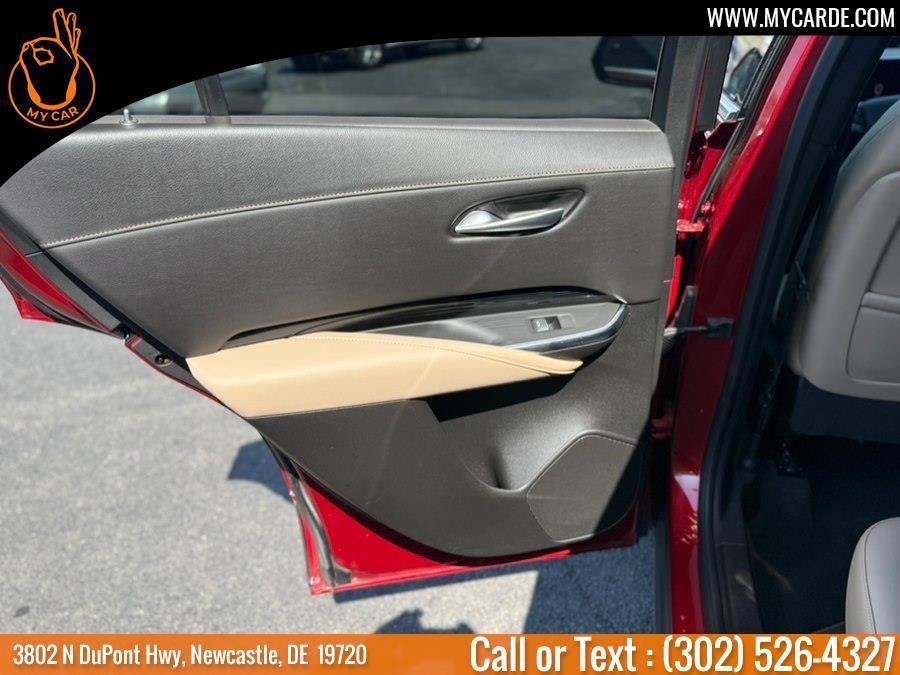used 2024 Cadillac XT4 car, priced at $30,594