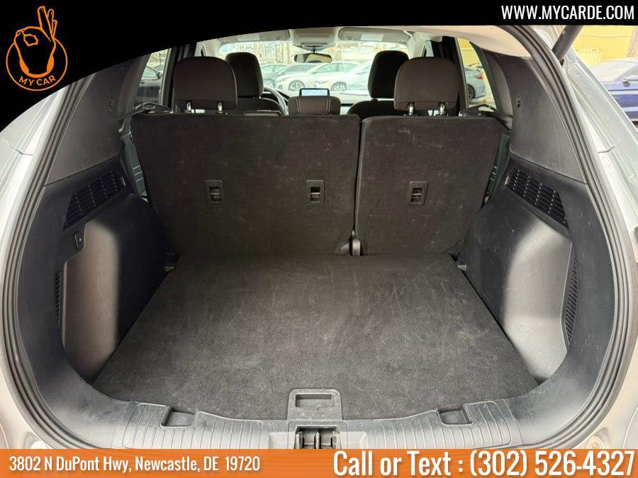 used 2024 Ford Escape car, priced at $18,152