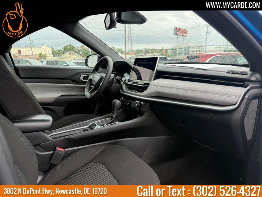 used 2023 Jeep Compass car, priced at $20,384